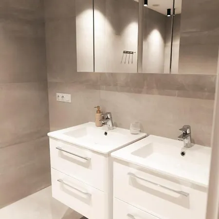 Apartamenty Szkolna Żnin Eksteriør bilde