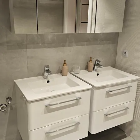 Apartamenty Szkolna Żnin Eksteriør bilde